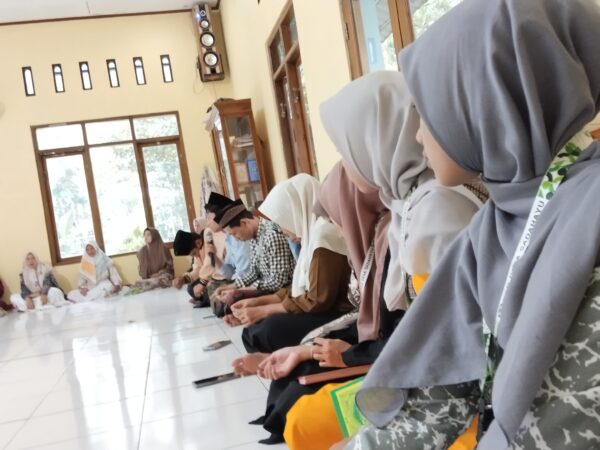 Kegiatan Rutin Sholawat Al-Barzanji di Masjid Makkah Desa Sadahayu, Menjaga Tradisi dan Mempererat Ukhuwah